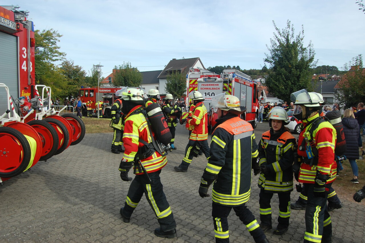 Einladung zur Jahreshauptübung der Freiwilligen Feuerwehr und des Deutschen Roten Kreuzes